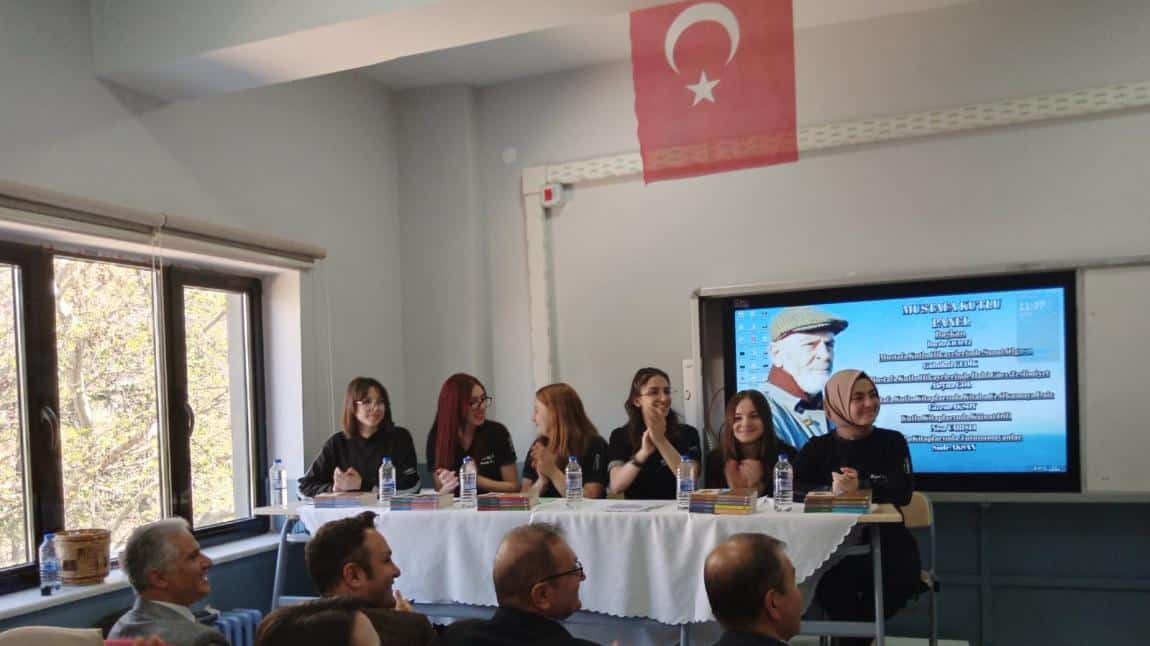 Mustafa Kutlu temalı Anadolu Mektepleri Paneli okulumuzda gerçekleşmiştir. Emeği geçen herkese teşekkür ediyoruz.